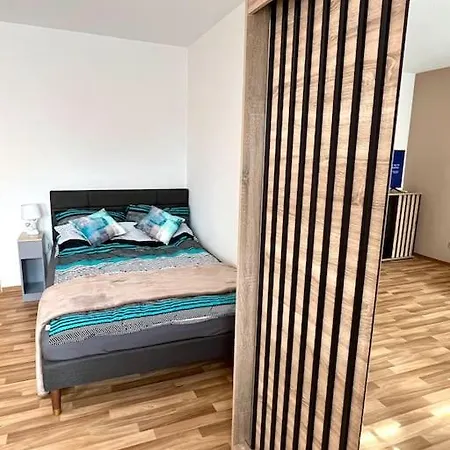 Apartment Moderne Bei Basf Horlitz
